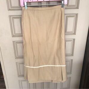 Sag harbor plus size women’s 22 skirt kickplate hem beige zip back very nice